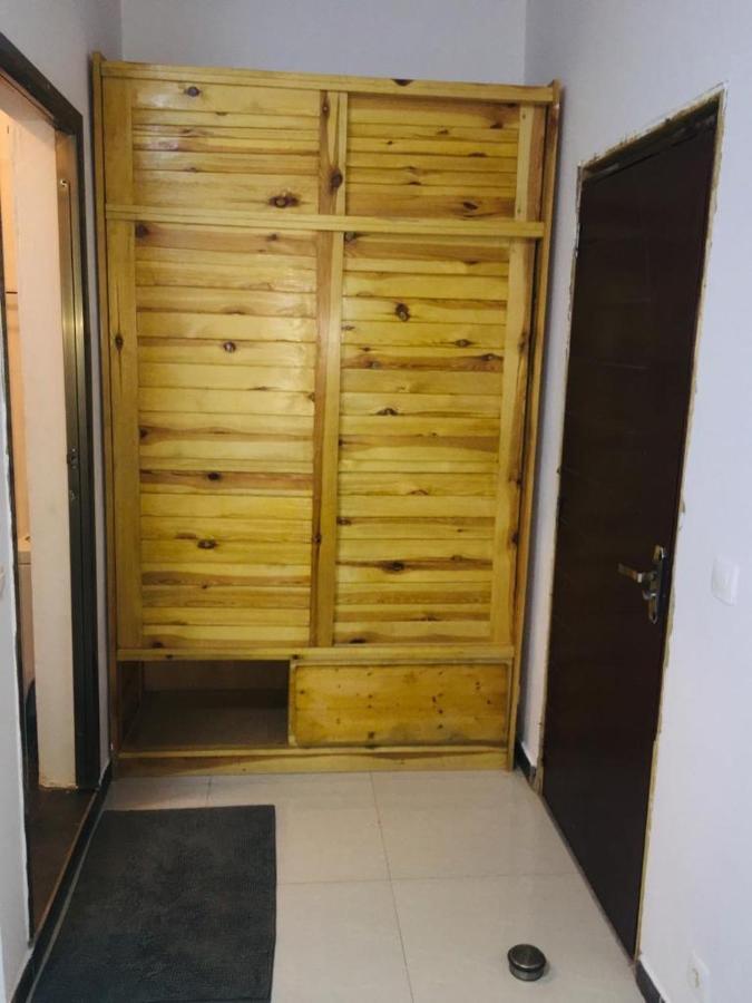 Saly - Villa Kage 6 Chambres -Clim-Wifi-Eau Chaude-Billard-Babyfoot-Ping Pong-Canal - Electricite Non Comprise Exteriör bild