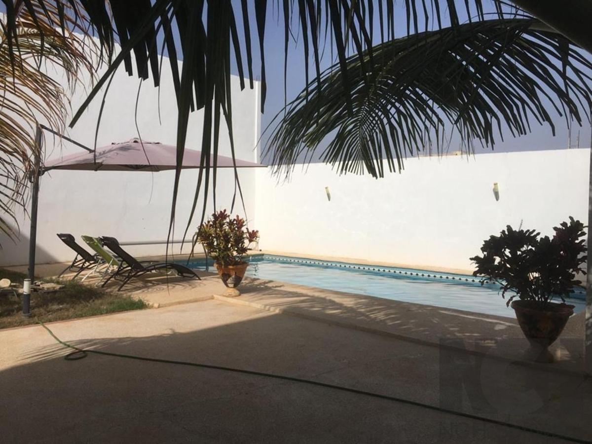 Saly - Villa Kage 6 Chambres -Clim-Wifi-Eau Chaude-Billard-Babyfoot-Ping Pong-Canal - Electricite Non Comprise Exteriör bild